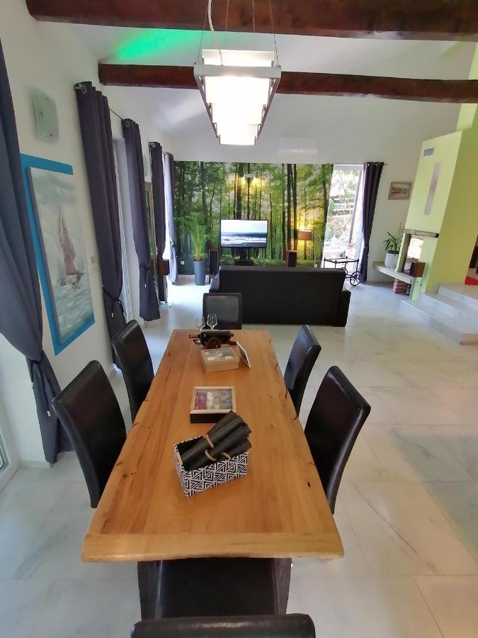 The Forest House Krk 2 Kras Exterior photo